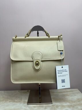 Vintage Coach Willis Bag